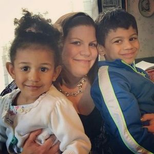 Meet your Posher, Leamarie